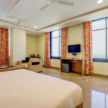 Hotel Shree Nanda ウダイプル エクステリア 写真