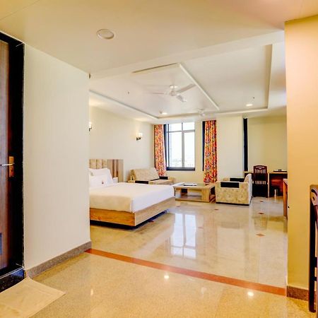 Hotel Shree Nanda ウダイプル エクステリア 写真