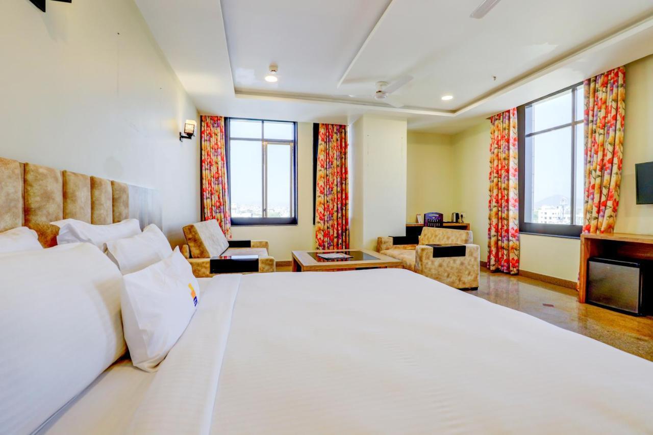Hotel Shree Nanda ウダイプル エクステリア 写真