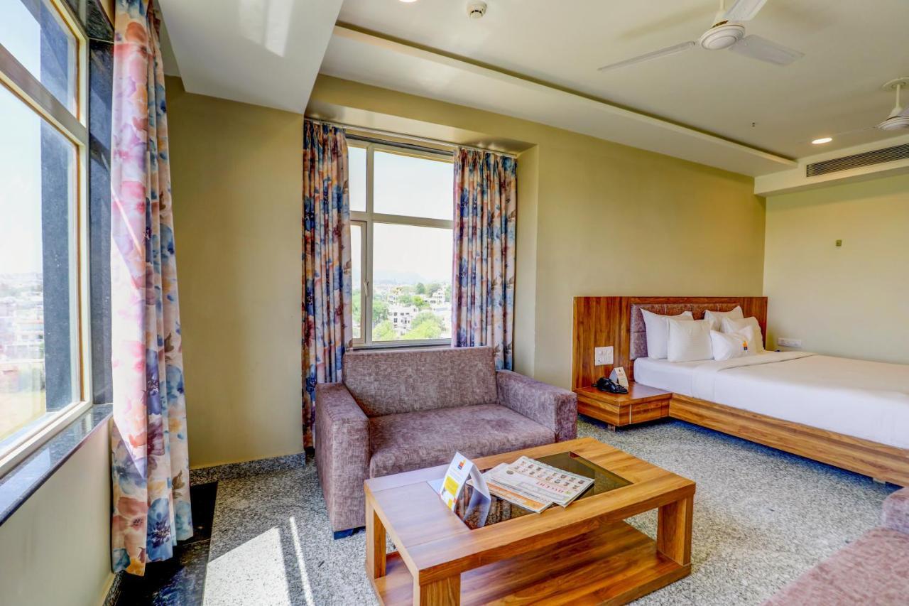 Hotel Shree Nanda ウダイプル エクステリア 写真
