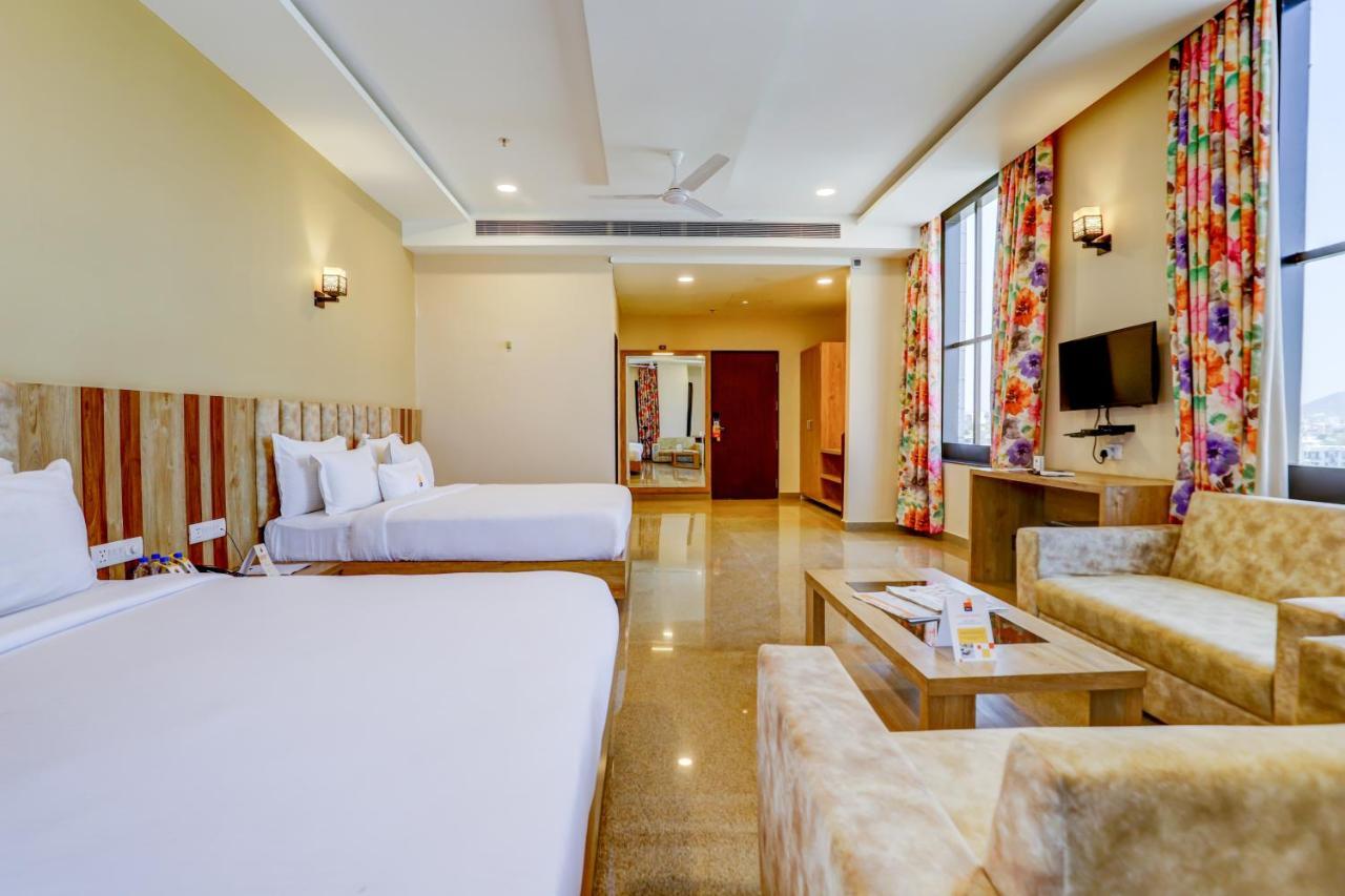 Hotel Shree Nanda ウダイプル エクステリア 写真