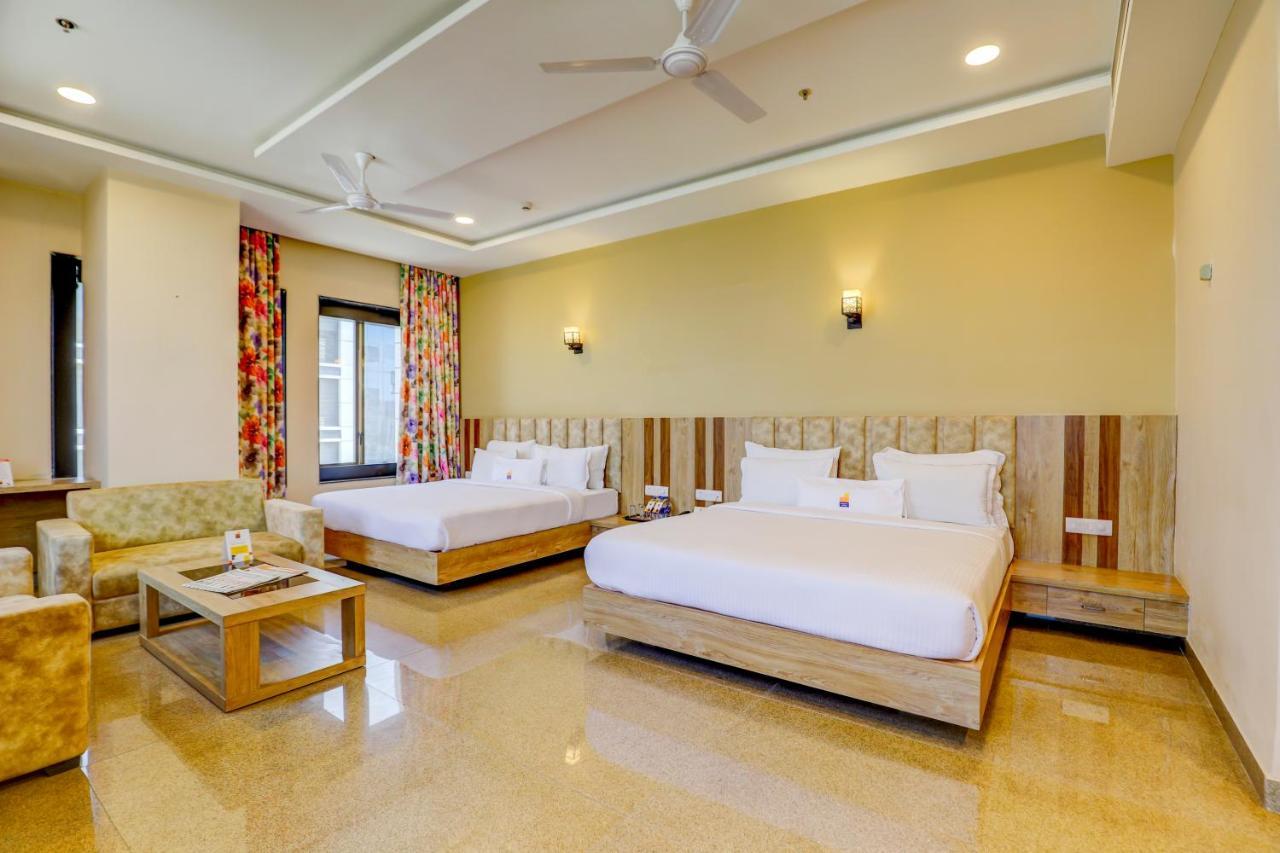 Hotel Shree Nanda ウダイプル エクステリア 写真